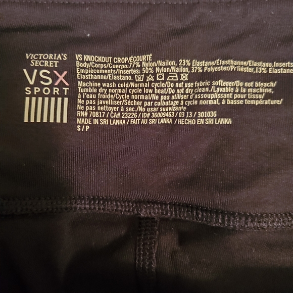 Victoria's Secret VSX Sport | Black/Grey Knockout Ruched Crop Leggings - Picture 6 of 6